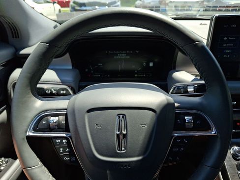 Used 2023 Lincoln Nautilus Reserve w/ Equipment Group 201A AWD/4WD image 20