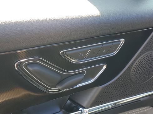 New 2025 Lincoln Corsair Reserve image 9