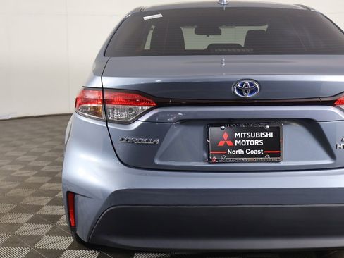 Used 2023 Toyota Corolla LE image 12