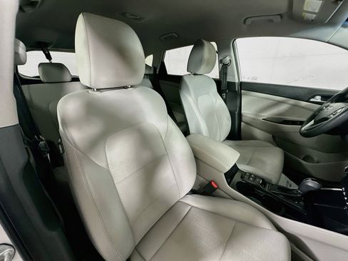 Used 2019 Hyundai Tucson SE AWD/4WD image 25