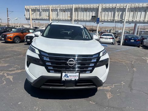 New 2025 Nissan Rogue SV FWD image 2