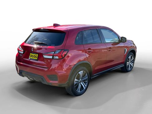 Used 2024 Mitsubishi Outlander Sport SE image 5