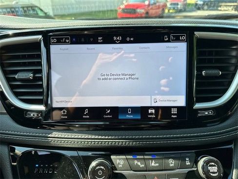 New 2025 Chrysler Pacifica Select image 25