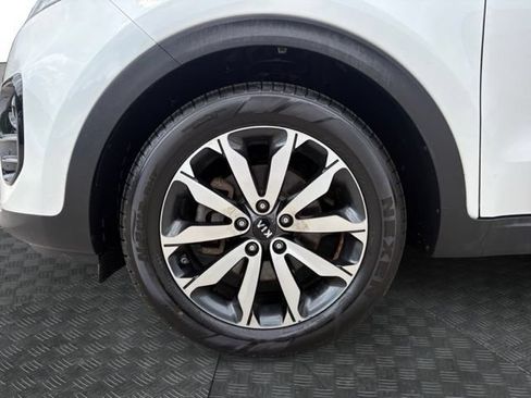 Used 2017 Kia Sportage EX FWD image 14