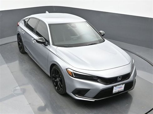 Used 2023 Honda Civic Sport image 19