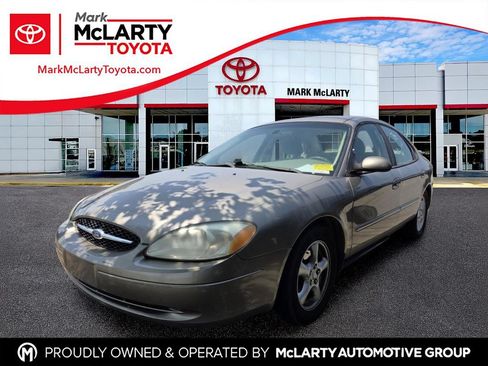 Used 2003 Ford Taurus SE FWD image 1