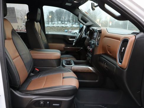 Used 2023 Chevrolet Silverado 3500 High Country w/ Z71 Off-Road Package image 22