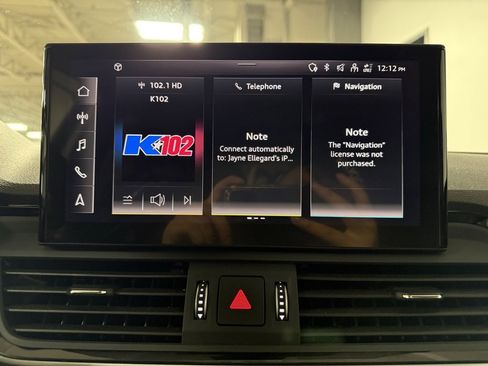 Used 2024 Audi Q5 e Premium Plus w/ Premium Plus Package image 12