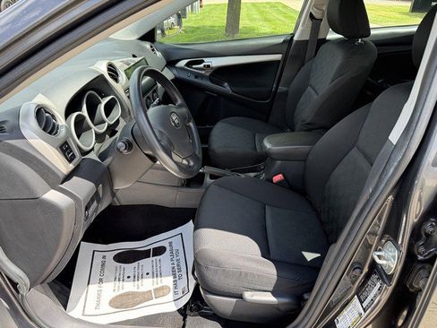 Used 2009 Toyota Matrix S FWD image 9