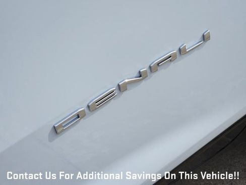 New 2026 GMC Acadia Denali w/ Super Cruise Package image 8