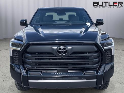 New 2026 Toyota Tundra Limited AWD/4WD image 8