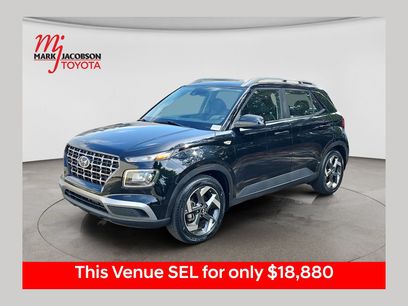 Used 2022 Hyundai Venue SEL