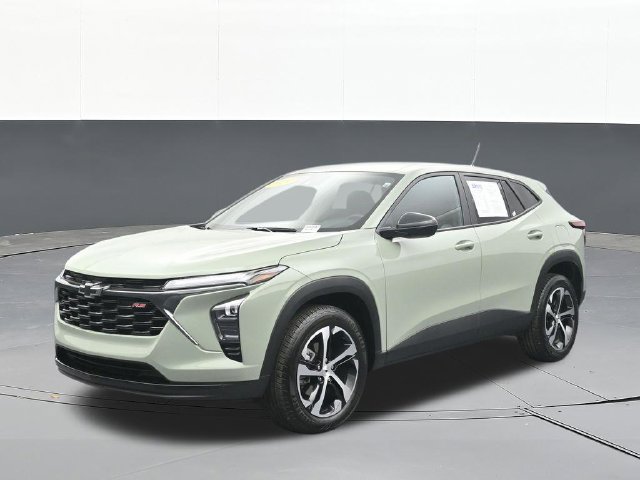 Used 2024 Chevrolet Trax RS FWD image 4
