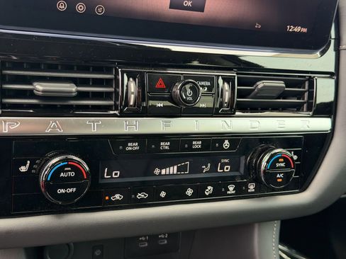 New 2026 Nissan Pathfinder SL image 26