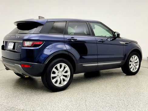 Used 2017 Land Rover Range Rover Evoque SE AWD/4WD image 5