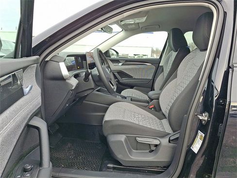 New 2026 Volkswagen Tiguan S image 6