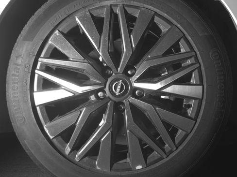 Used 2025 Nissan Altima 2.5 SV image 13