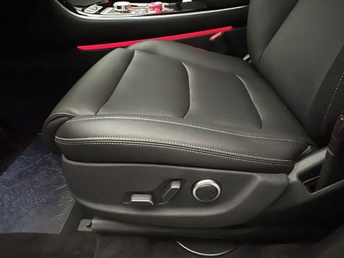 New 2026 Genesis GV70 2.5T image 10