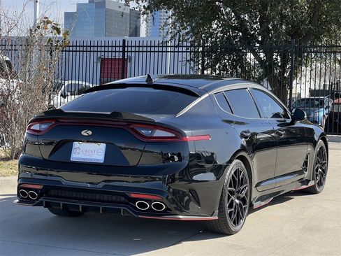 Used 2018 Kia Stinger GT1 image 4