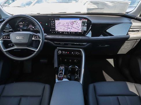 New 2025 Audi Q5 Premium image 16