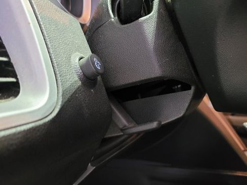 Used 2014 Chevrolet Equinox LT image 39