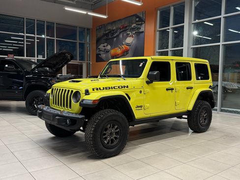 Used 2022 Jeep Wrangler Unlimited Rubicon w/ Trailer Tow Package AWD/4WD image 2