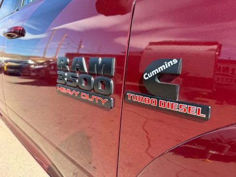 Used 2018 RAM 3500 Laramie w/ Sport Appearance Group image 12