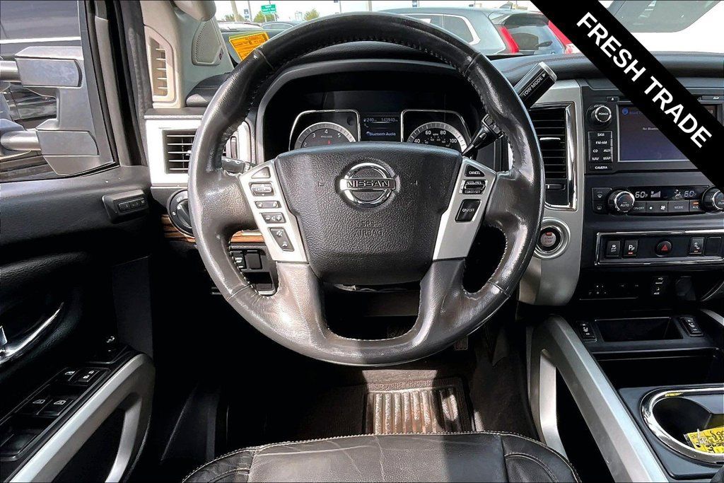 Used 2017 Nissan Titan SL w/ SL Towing Convenience Package RWD image 11