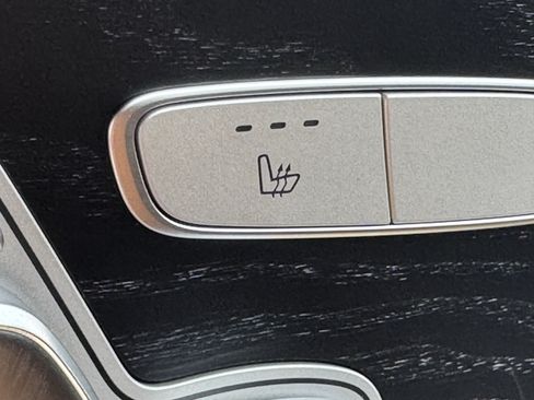 Used 2023 Mercedes-Benz E 450 4MATIC Sedan image 25