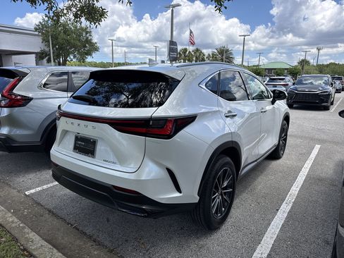 Certified 2025 Lexus NX 250 FWD w/ Towing Package (2000 Lbs) image 2