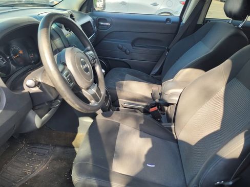 Used 2016 Jeep Patriot Sport FWD image 9