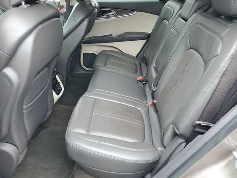 Used 2019 Lincoln Nautilus Reserve FWD image 22