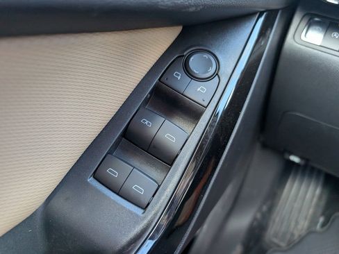 New 2026 Chevrolet Equinox ACTIV w/ Convenience Package III image 17