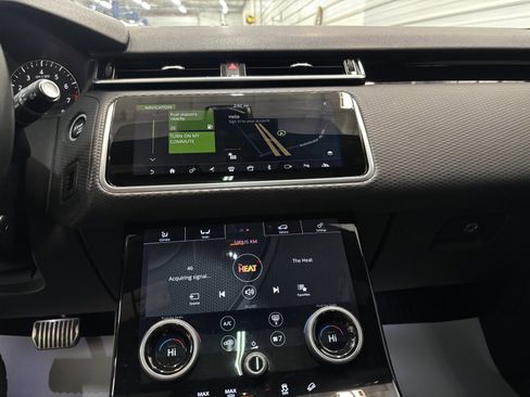Used 2020 Land Rover Range Rover Velar R-Dynamic S image 16