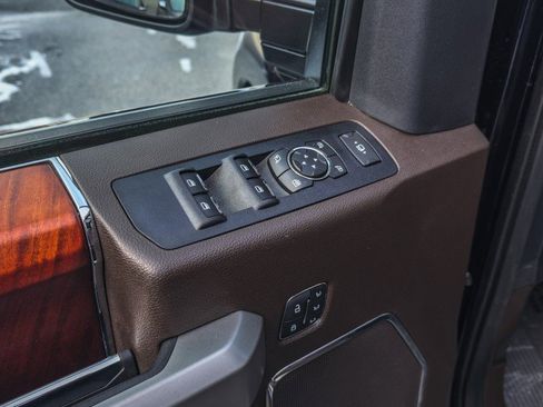 Used 2022 Ford F350 King Ranch w/ King Ranch Ultimate Package image 32