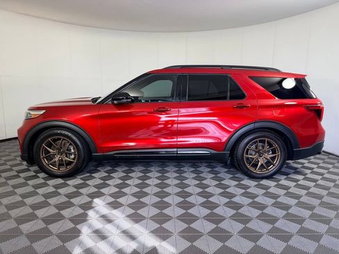 Used 2021 Ford Explorer ST w/ Equipment Group 401A AWD/4WD image 10