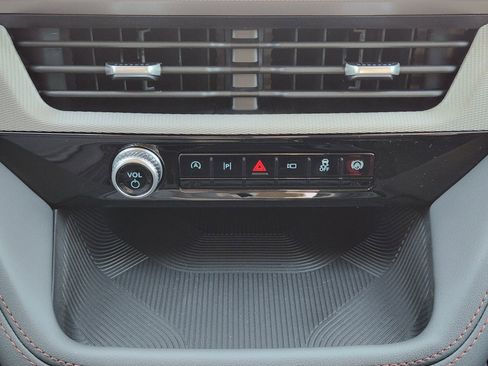 New 2026 Ford Explorer Active image 19