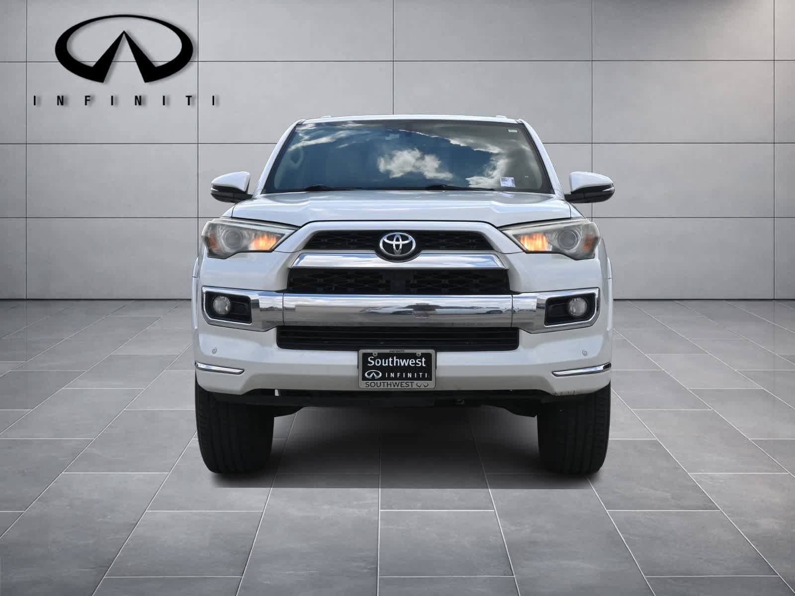 Used 2014 Toyota 4Runner Limited RWD image 2