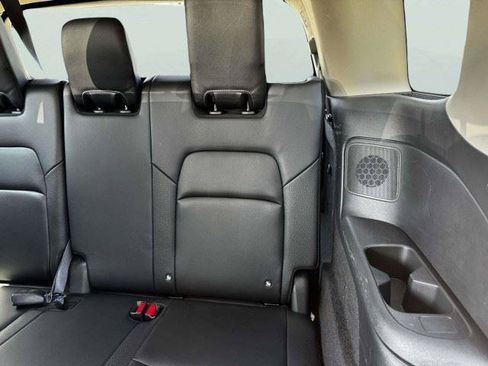 Used 2023 Nissan Pathfinder SL w/ SL Premium Package FWD image 45