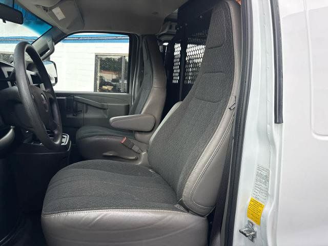 Used 2025 GMC Savana 2500 w/ Driver Convenience Package RWD image 14
