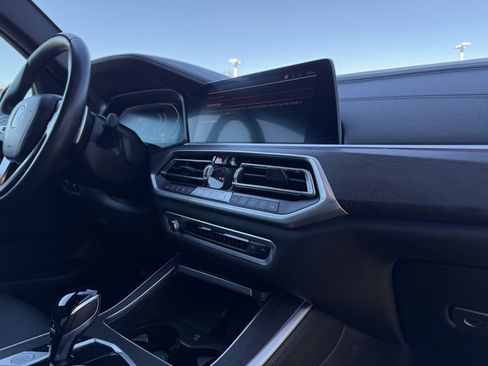 Used 2022 BMW X5 sDrive40i w/ Premium Package image 32