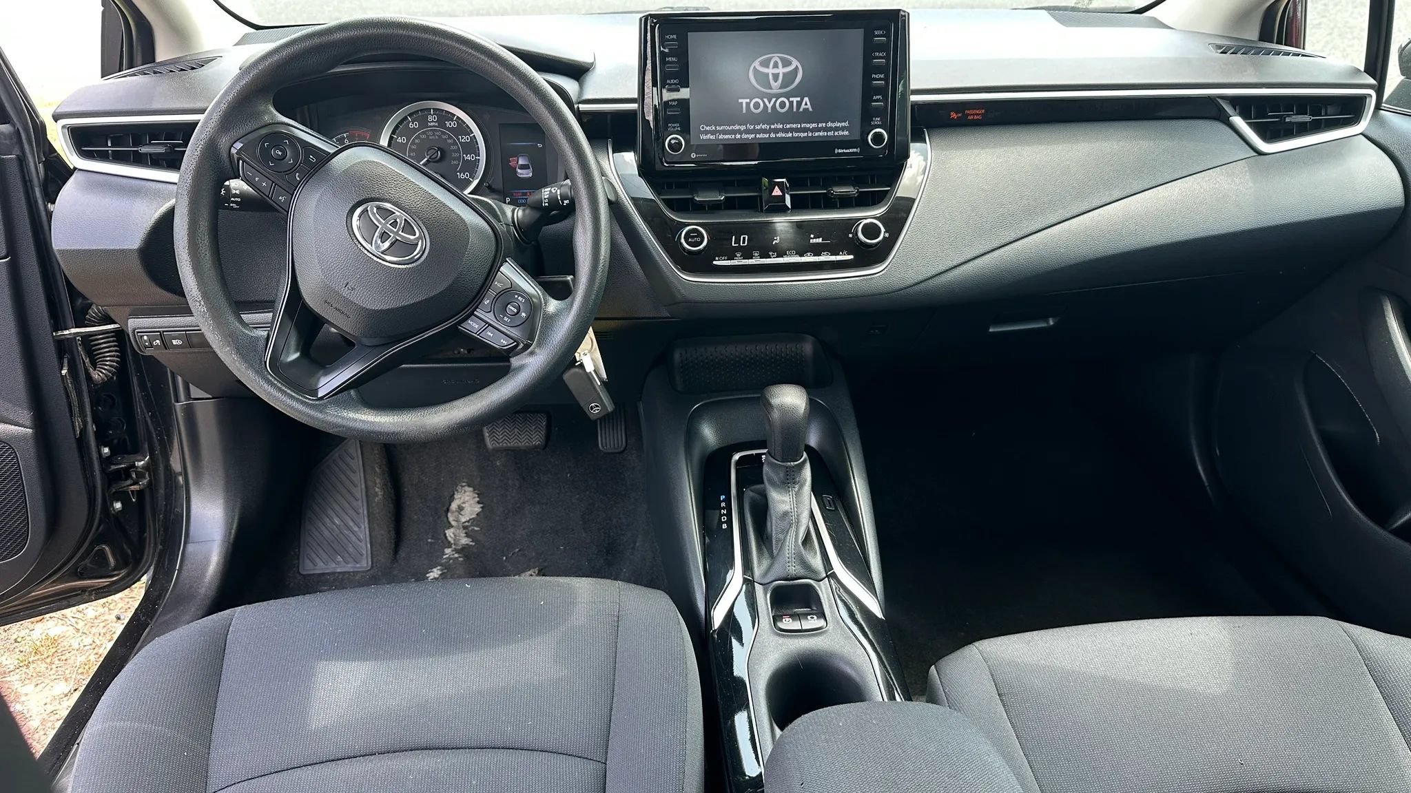 Used 2022 Toyota Corolla LE FWD image 10