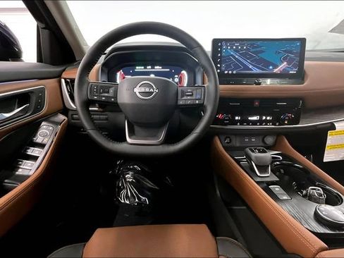 New 2025 Nissan Rogue Platinum image 20