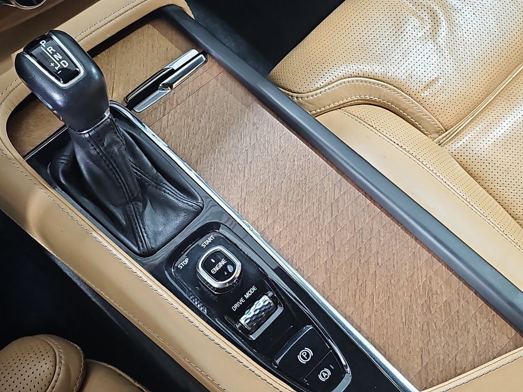 Used 2017 Volvo XC90 T6 Inscription w/ Vision Package AWD/4WD image 27