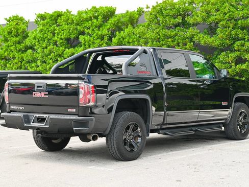 Used 2017 GMC Sierra 1500 SLT w/ All Terrain X Package AWD/4WD image 4