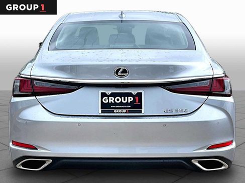 Used 2025 Lexus ES 350 w/ Premium Package FWD image 5