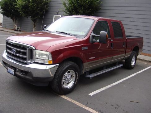 Used 2004 Ford F250 Lariat image 4