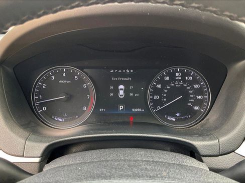 Used 2017 Genesis G80 3.8 w/ Option Group 03 image 27