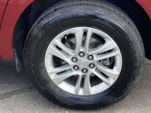 Used 2019 Buick Enclave Essence FWD image 29