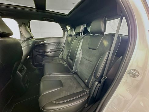 Used 2022 Ford Edge ST AWD/4WD image 26